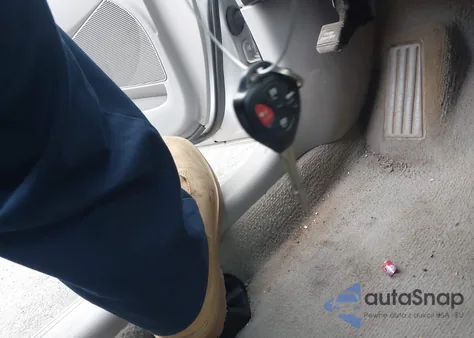 2011 Toyota Camry Le z USA, uszkodzony, nr VIN 4T1BF3EK9BU714719